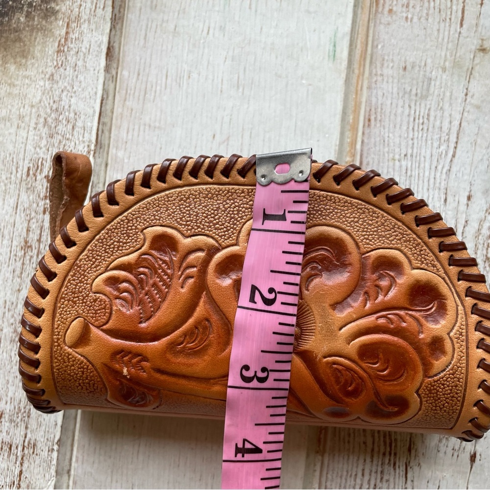 Vintage Handmade Tooled Leather Zip Bag - Picture 10 of 11